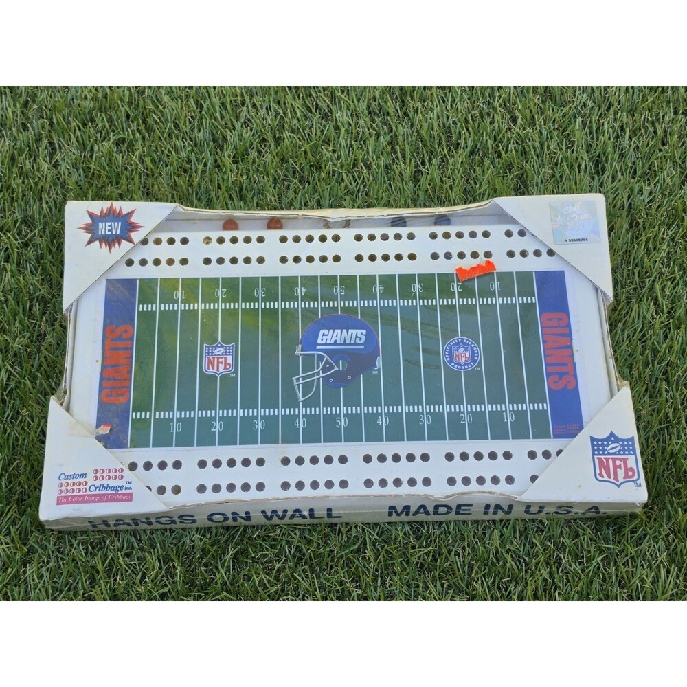 NFL New York Giants Cribbage Board New Sealed Can Be Hung On The Wall 11"x6"